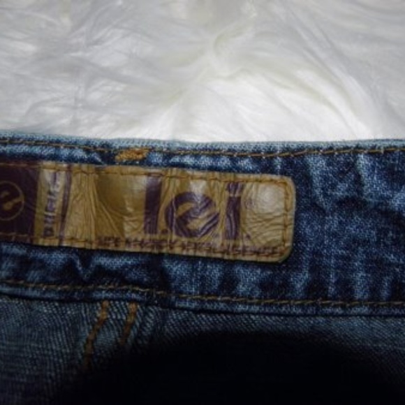 LEI mid length Front Closure Denim Jeans Skirt - Picture 5 of 5